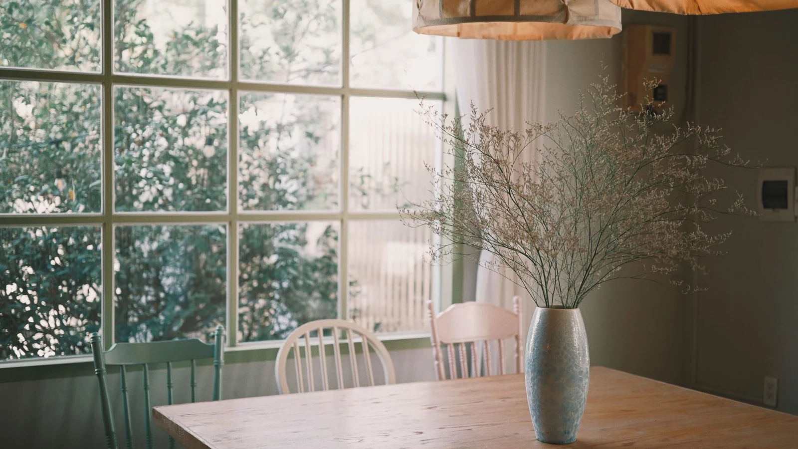 A calm, sunlit interior bringing together considered everyday choices